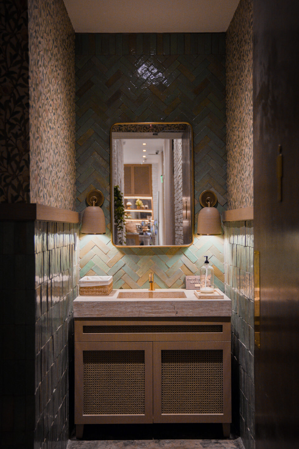 Custom bathroom vanity detail 3