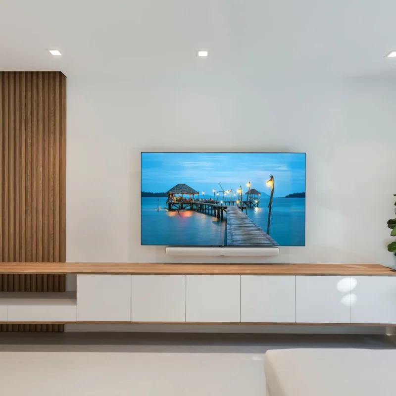 13ROA - luxury tv wall unit